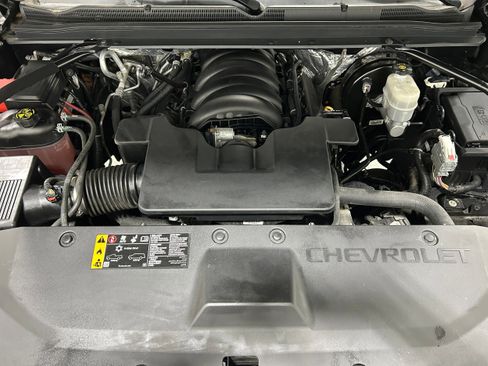 Used 2017 Chevrolet Tahoe LT image 16