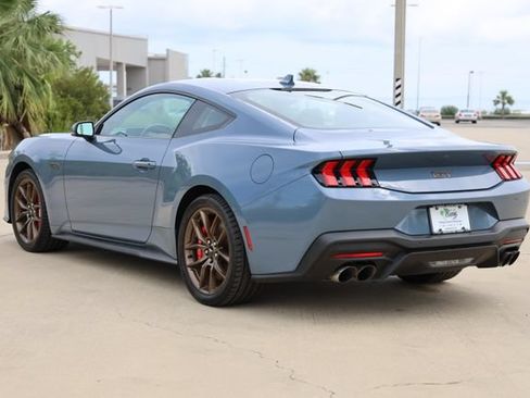Used 2024 Ford Mustang GT Premium RWD image 5