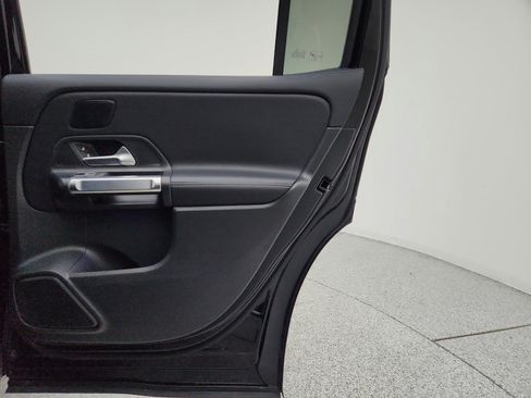 Certified 2026 Mercedes-Benz GLB 250 image 33