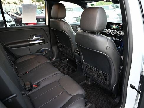 Certified 2022 Mercedes-Benz GLB 250 image 11