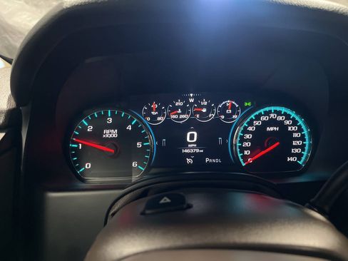 Used 2018 GMC Yukon Denali w/ Open Road Package AWD/4WD image 24