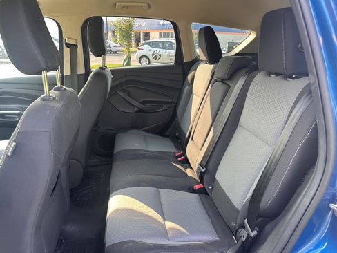 Used 2018 Ford Escape SE w/ Ford Safe & Smart Package AWD/4WD image 17