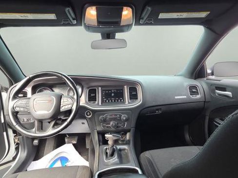 Used 2020 Dodge Charger SXT image 24