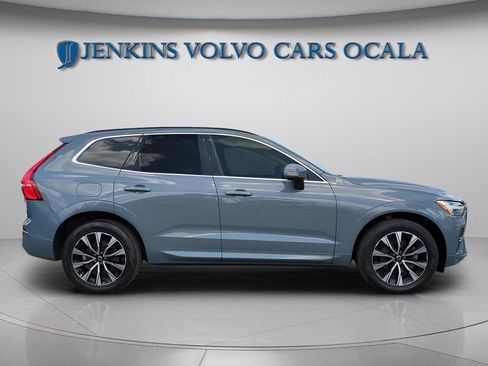 Used 2023 Volvo XC60 B5 Core w/ Climate Package AWD/4WD image 2