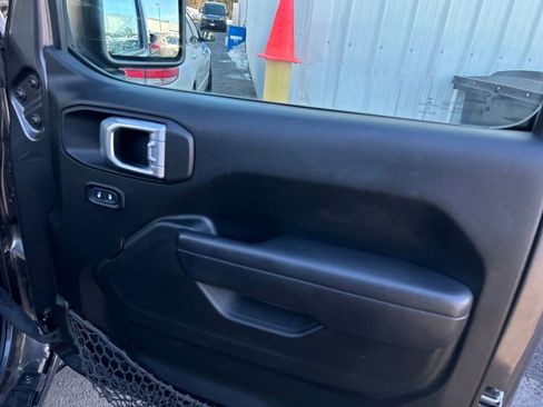 Certified 2022 Jeep Wrangler Unlimited Sport AWD/4WD image 36