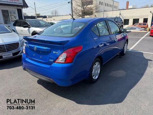 Used 2015 Nissan Versa SV FWD image 6