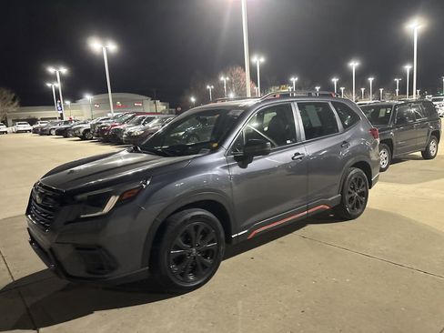 Used 2024 Subaru Forester Sport image 7