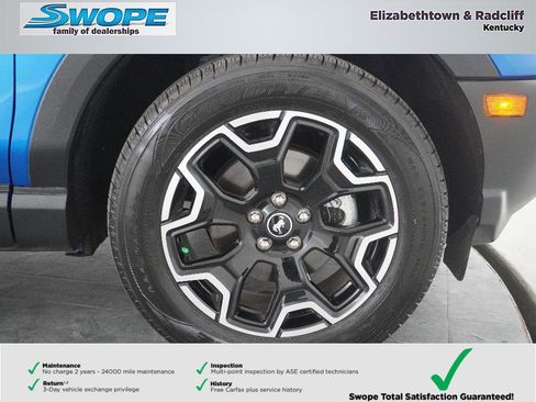 Certified 2025 Ford Bronco Sport Outer Banks AWD/4WD image 28