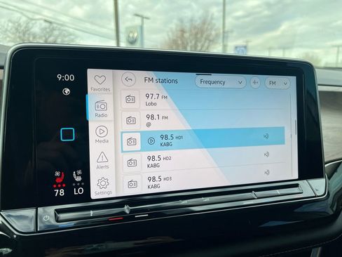 Used 2026 Volkswagen Atlas SE image 11