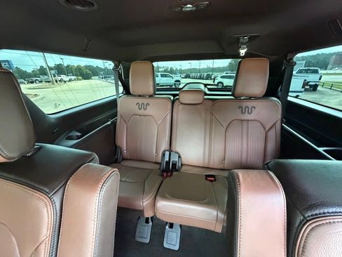 Used 2024 Ford Expedition Max King Ranch RWD image 19