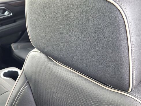 Used 2024 Chevrolet Tahoe Premier image 15