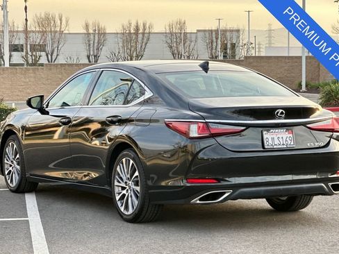 Used 2019 Lexus ES 350 350 w/ Premium Package image 6