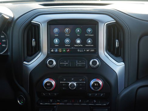 Used 2021 GMC Sierra 3500 SLT w/ SLT Premium Package image 15