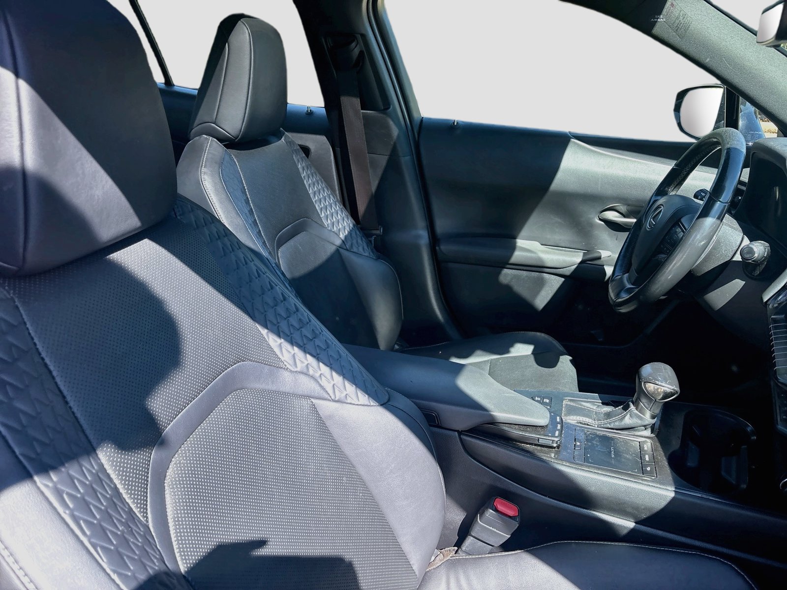 Used 2019 Lexus UX 250h AWD/4WD image 27