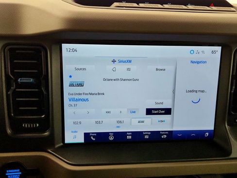 Used 2024 Ford Bronco Wildtrak image 17