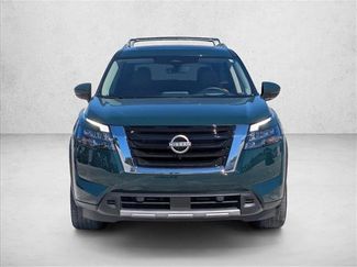 Certified 2025 Nissan Pathfinder Platinum video 2