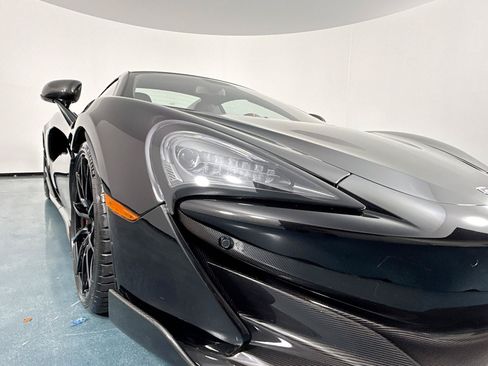 Used 2020 McLaren 600LT Spider RWD image 54