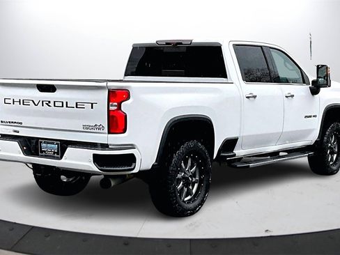 Used 2020 Chevrolet Silverado 2500 High Country w/ Technology Package image 8
