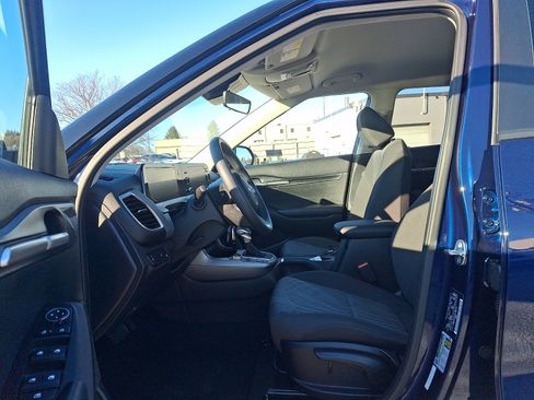 Used 2025 Kia Seltos LX image 13