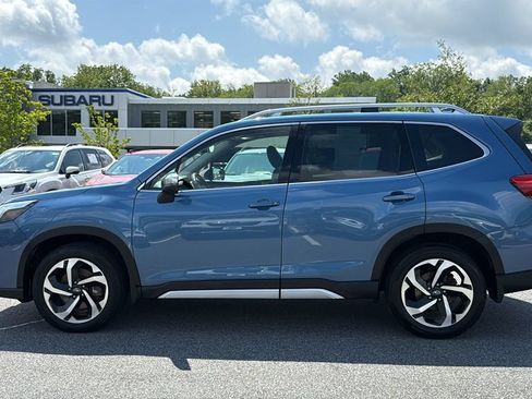 Certified 2023 Subaru Forester Touring AWD/4WD image 4