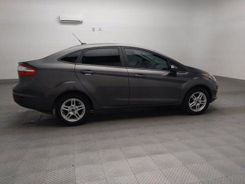 Used 2018 Ford Fiesta SE image 10