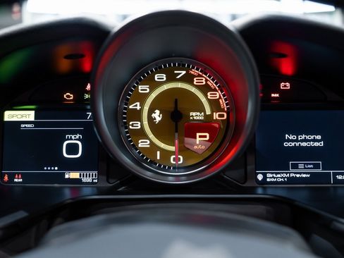 Certified 2022 Ferrari Portofino M image 26