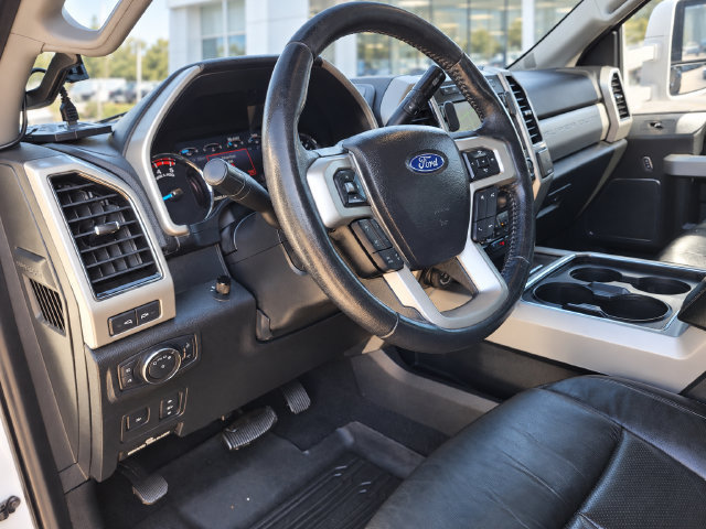 Used 2020 Ford F350 Lariat w/ Lariat Ultimate Package AWD/4WD image 16