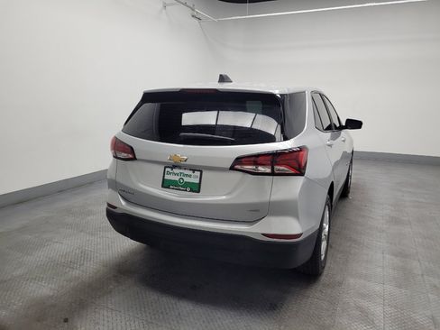 Used 2022 Chevrolet Equinox LS AWD/4WD image 7