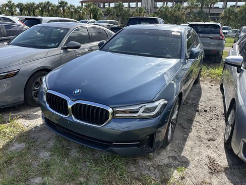 Used 2023 BMW 530i w/ Premium Package RWD image 8