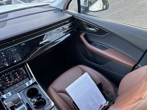 Used 2023 Audi Q7 2.0T Premium w/ Convenience Package image 14