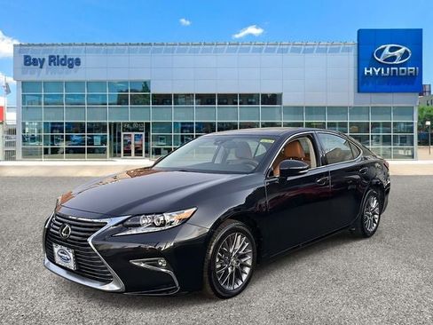 Used 2018 Lexus ES 350 image 10