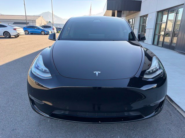 Used 2021 Tesla Model Y Long Range AWD/4WD image 2