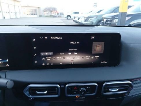 New 2026 Nissan Sentra SR w/ Floor Mat Package image 16