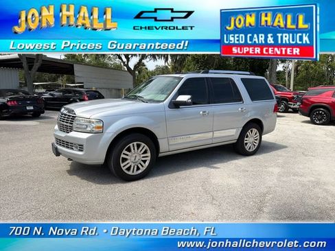 Used 2013 Lincoln Navigator 2WD w/ HD Trailer Tow Pkg image 2