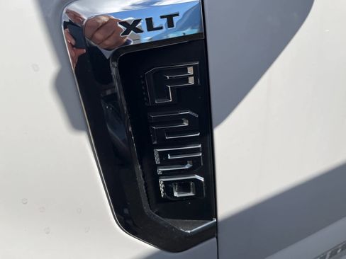 Used 2018 Ford F250 XLT image 8