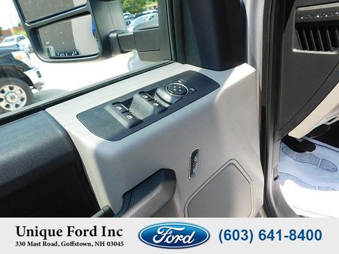 Used 2020 Ford F250 XL w/ STX Appearance Package AWD/4WD image 13
