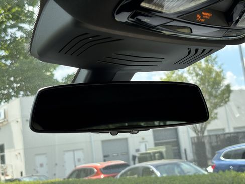 Used 2025 BMW X4 M40i image 27