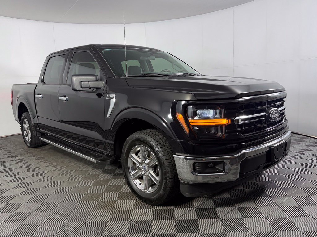Used 2025 Ford F150 XLT w/ Equipment Group 301A Standard RWD image 5