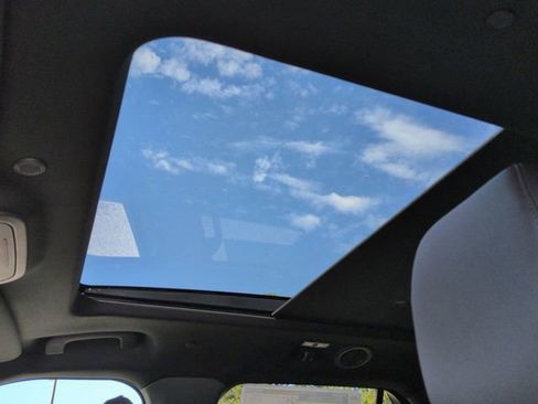 New 2026 Ford Explorer Platinum image 21