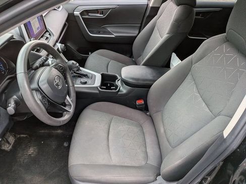 Certified 2023 Toyota RAV4 XLE w/ XLE Grade Weather Package AWD/4WD image 15