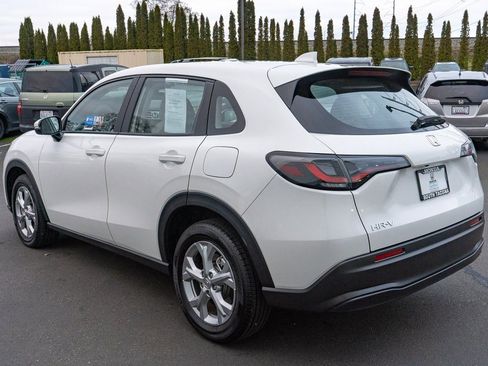 Certified 2025 Honda HR-V LX image 10
