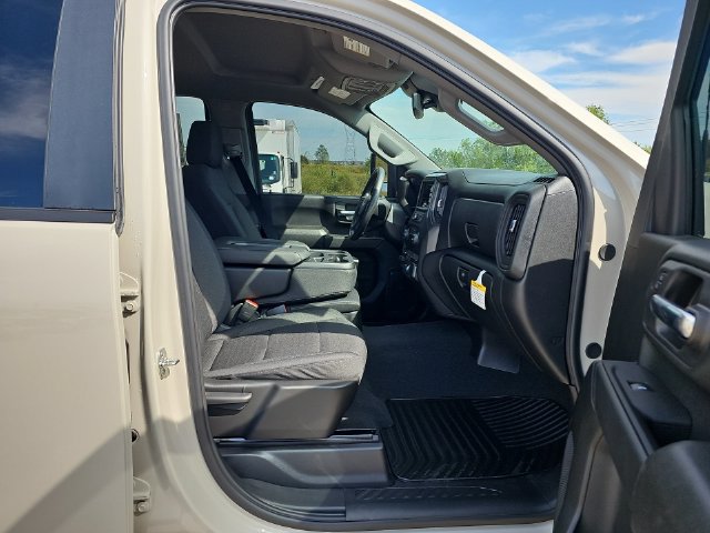 New 2026 Chevrolet Silverado 2500 Custom w/ Custom Convenience Package AWD/4WD image 27