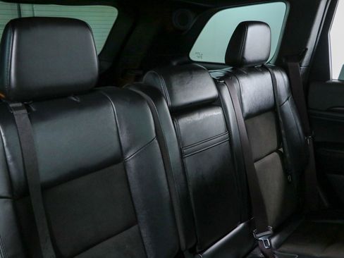 Used 2021 Jeep Grand Cherokee Laredo X RWD image 28