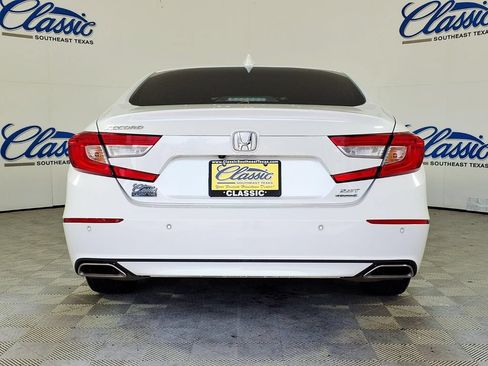 Used 2021 Honda Accord Touring image 4