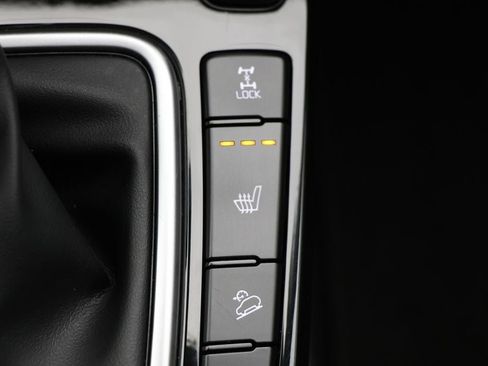 Used 2024 Kia Seltos SX image 25