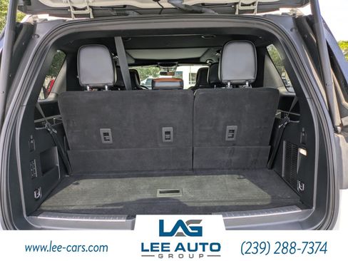 Used 2021 Lincoln Navigator Reserve RWD image 11