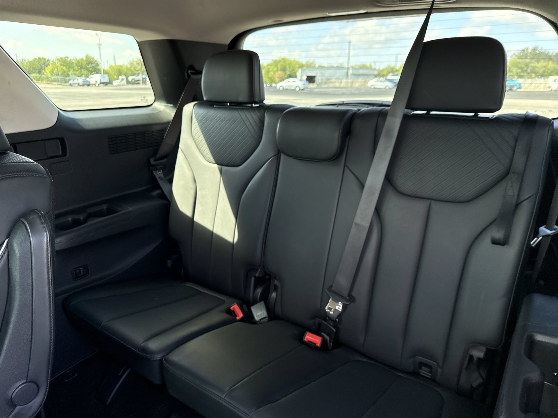 Used 2025 Hyundai Palisade SEL AWD/4WD image 25