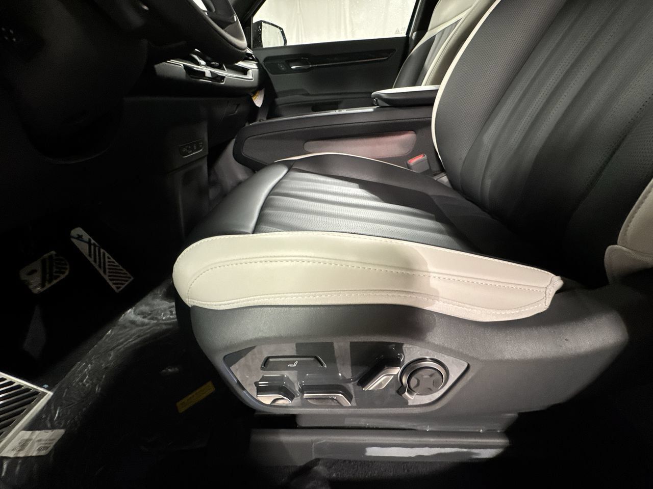New 2026 Kia EV9 GT-Line AWD/4WD image 5