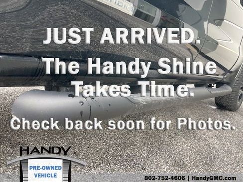 Used 2024 GMC Sierra 1500 Elevation image 7