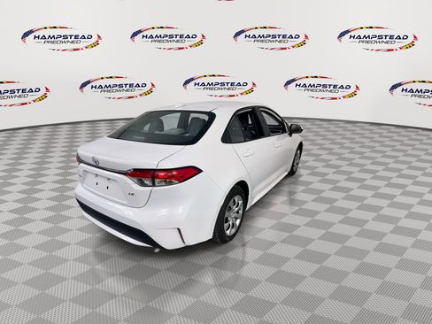 Used 2020 Toyota Corolla LE image 8